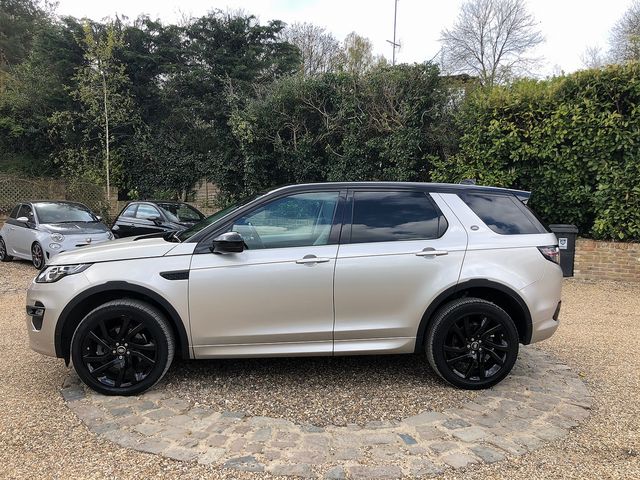 2017 LAND ROVER Discovery Sport HSE Dynamic Lux TD4 180PS Auto 4WD - Picture 4 of 17
