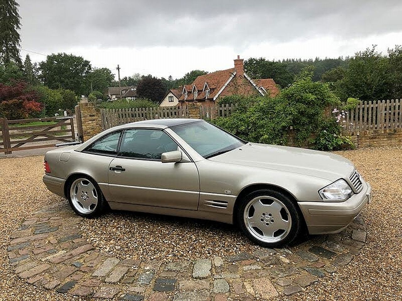 1997 Mercedes-Benz SL-Class  SL500 - Picture 6 of 14