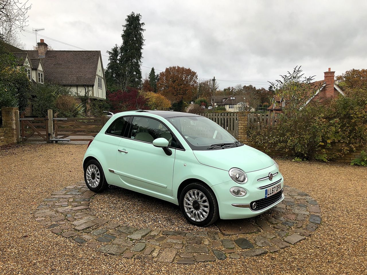 2017 FIAT 500 1.2i Lounge S/S ECO - Picture 1 of 11